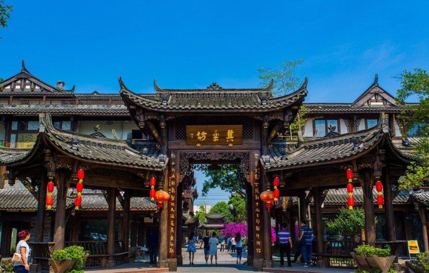 逃离荒废的戏院